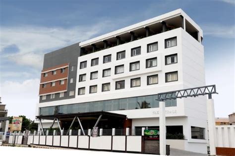 I-ROOMZ NAKSHATRA-LR (Bellary, Karnataka) - Hotel Reviews & Photos ...