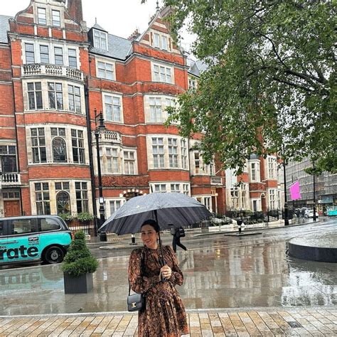 Fashion for Women: Latest Fashion Style Guide and Tips | Page 3 | Vogue ...