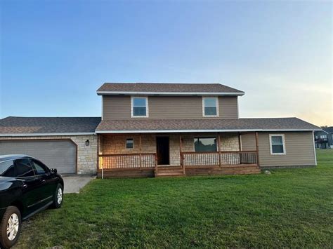 7378 NE Village Ln, Pittsburg, KS 66762 | Homes.com