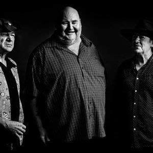 Sunday Afternoon music session at The Croat with The Leadbellies ...