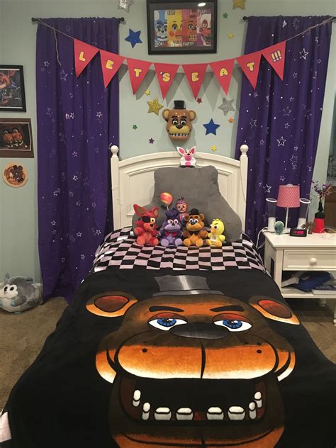 Five nights at Freddy's themed bedroom | Bedroom themes, Room decor ...