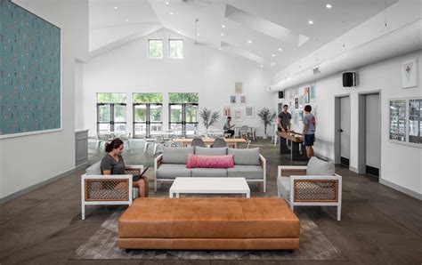 Riverside Aquatic Center and Clubhouse - Legat Architects