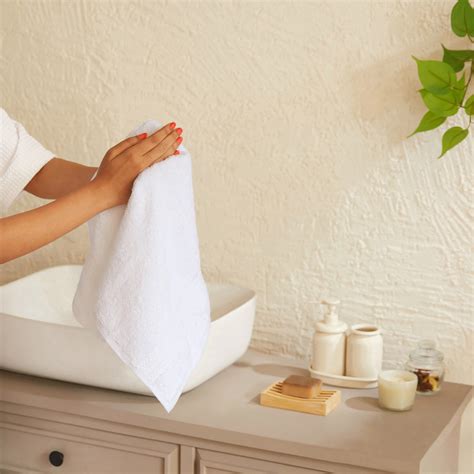 Buy Paleto | Everyday Essentials Absorbent Ring Spun Cotton 12 Piece ...