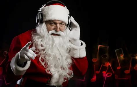 Wallpaper notes, the dark background, new year, headphones, Santa Claus ...