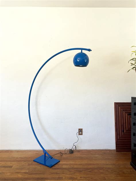 Sculptural Mid-Century Modern Arc Floor Lamp Attributed to Reggiani ...