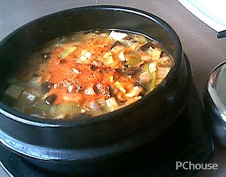 【韩国嫩豆腐汤的做法步骤图，怎么做好吃】埖儿小美_下厨房