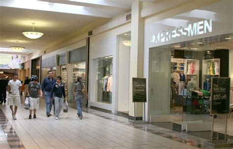 Lakewood Center Mall Directory: Stores, Map & Opening Hours - Malls.com