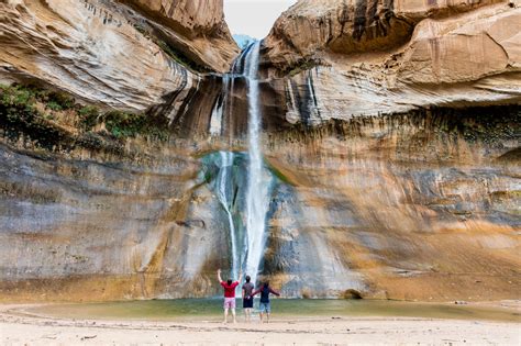 Lower Calf Creek Falls Trail In Escalante | Visit Utah