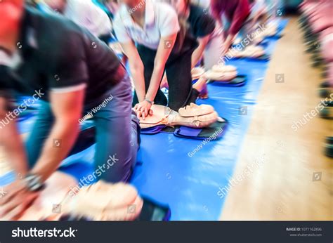 CPR Basic Life Support 的图像结果