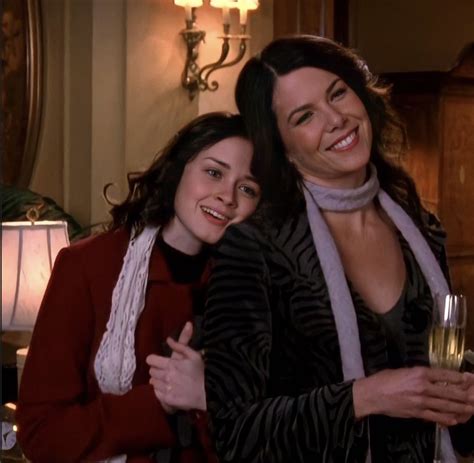 rory and lorelai icon & pfp in 2022 | Gilmore girls lorelai, Gilmore ...
