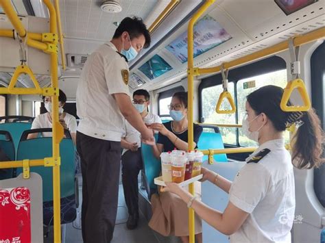 青岛212路公交车继续开通高考直通业务 可提前预约_青岛频道_凤凰网