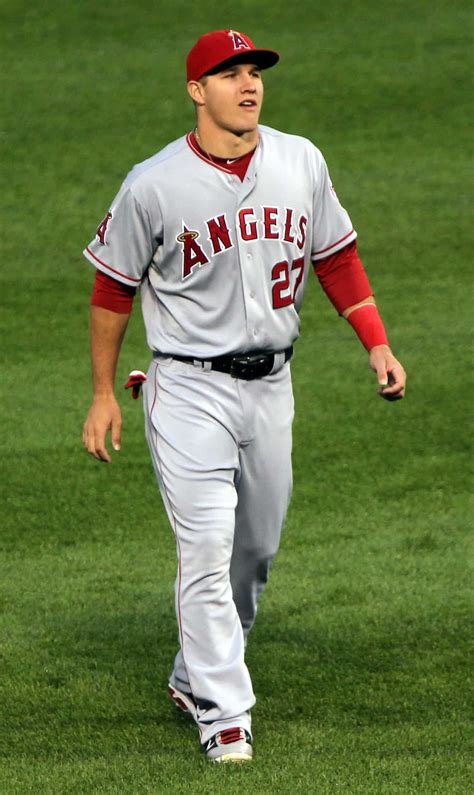 Mike Trout: Net Worth, Contract, Stats & Wife - Players Bio