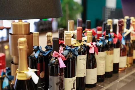 产品介绍_银川贺兰山东麓葡萄酒有限公司 | 葡萄种植 | 葡萄酒酿造 | 葡萄酒销售 | 葡萄酒产地观光旅游