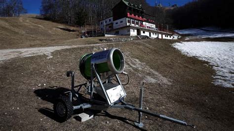 Exploding Lake 的图像结果