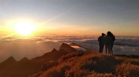 Sunrise Point In Munnar