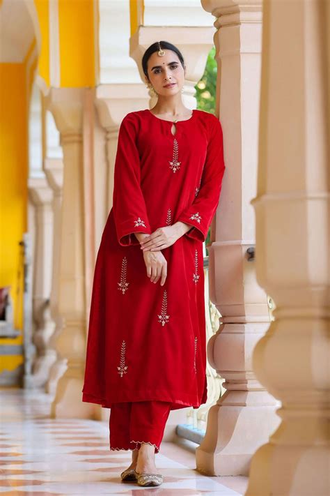 Buy Velvet Kurta Sets for Women Online – Gillori