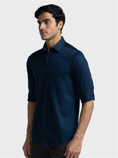 Colorplus Men Navy Tailored Fit Solid Piece Dyed Cotton Casual Shirt ...