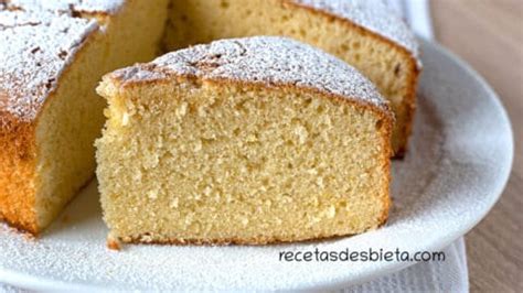Bizcocho de limón con miga húmeda y esponjosa - Recetas de Esbieta