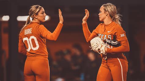 Lauren Burke - Softball - University of Texas Athletics