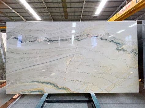 Calacatta Macaubas Quartzite Slabs - M9383