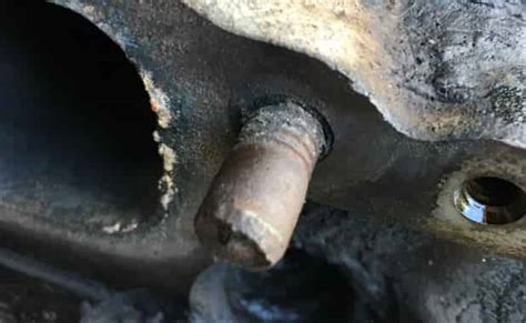 Using Screw Extractor Remove Stud 的图像结果