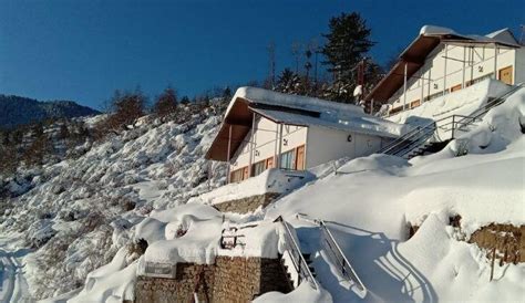 Chill In The Lap Of Himalayas With Snowy Under Your Feet @ This ...