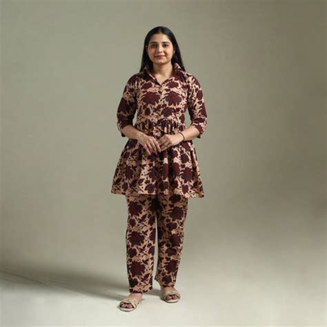 Shop Handcrafted Women's Night Suit Sets | iTokri