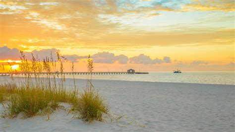 Best Beach Towns in Coastal Mississippi - Visit Mississippi