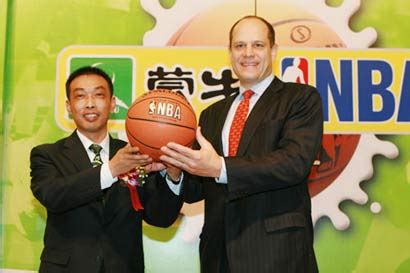 蒙牛成为NBA中国官方合作伙伴_时尚_凤凰新媒体