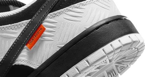 Nike SB x TIGHTBOOTH®︎ Dunk Low Pro 'Black and White' (FD2629-100 ...