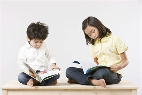 多功能图书馆椅，帮助孩子在读书时集中注意力~ - 普象网