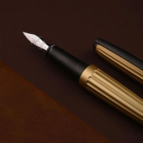 Diplomat Aero Champagne Fountain Pen| Shop Online at Makoba |Diplomat