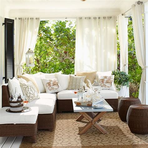 5 Creative Ideas for Decorating Your Outdoor Patio with Curtains