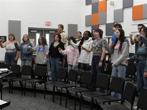Upcoming choral festival lifts spirits around FVHS – Roaring Bengals