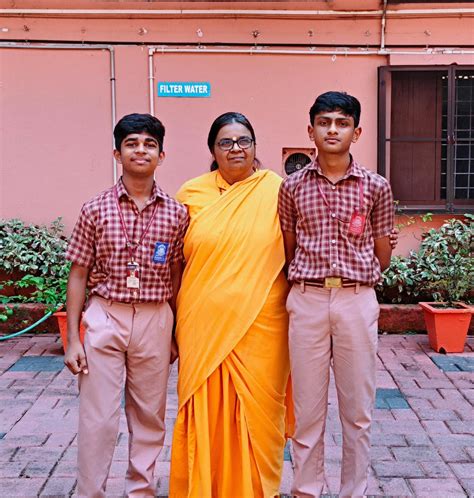 Investiture Ceremony of Amrita Vidyalayam, Pathanamthitta - 2025 ...