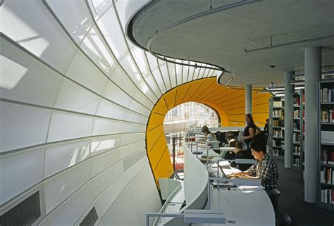 Free University's Philology Library / Foster + Partners | ArchDaily