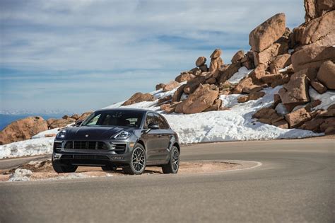 2018 Porsche Macan Image. Photo 23 of 55