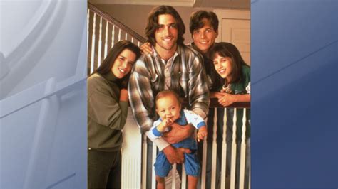 '100 percent sign me up': Lacey Chabert talks possible Party of Five ...