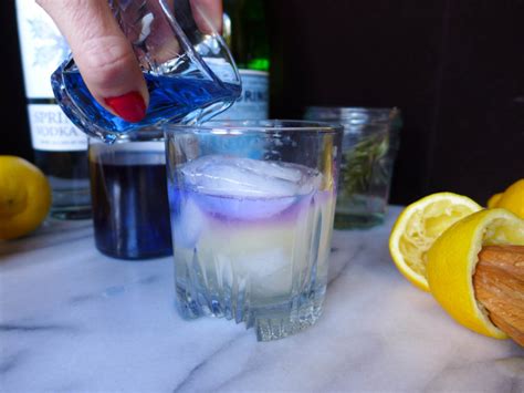 Color Changing Drinks 的图像结果