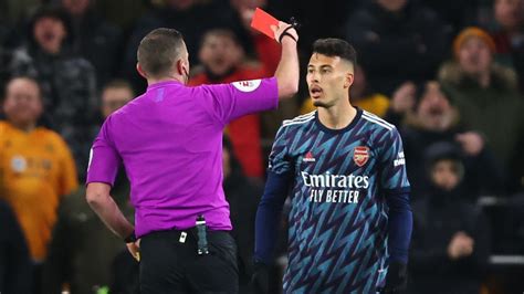 Gabriel Martinelli nearly costs Arsenal vs. Wolves with 4/10 ...
