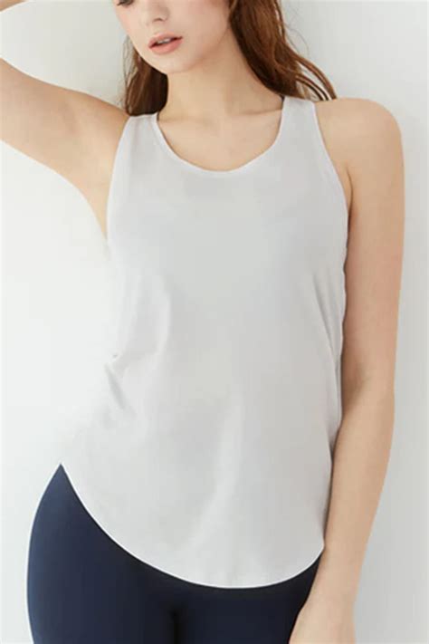 Naomi White Tank Top – Zymrat