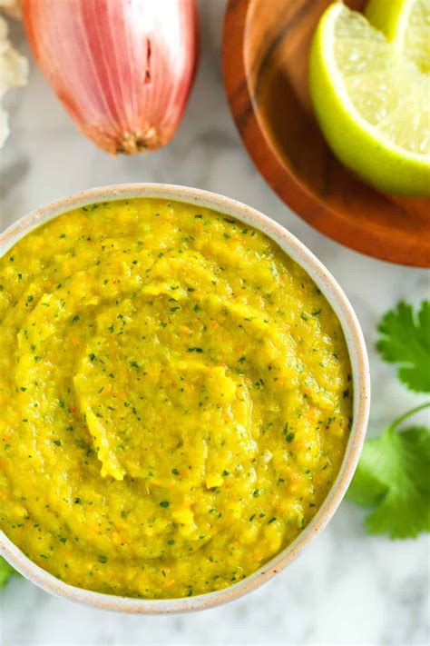 Homemade Yellow Curry Paste Recipe