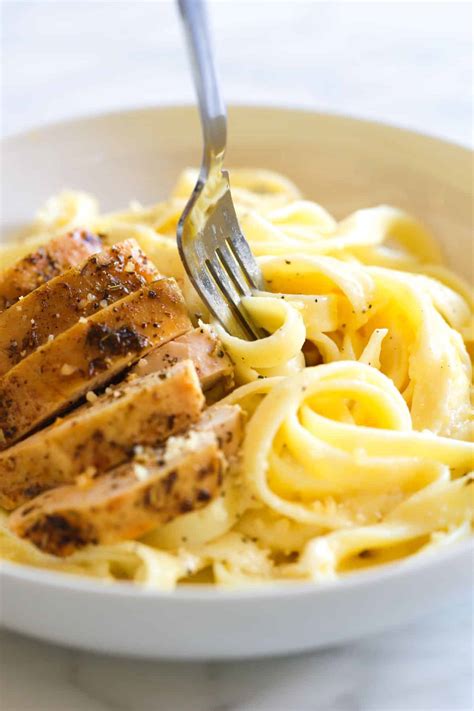 Easy Chicken Alfredo Recipe