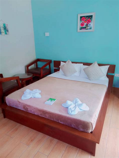 CZEASCAPE BEACH RESORT (Calapan, Mindoro) - Resort Reviews & Photos ...