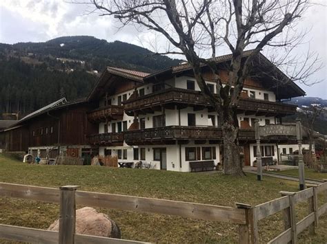 LACKNER FERIENWOHNUNGEN (Ried im Zillertal) - Lodging Reviews & Photos ...