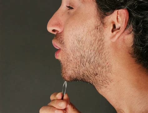 为什么别人的胡子可以刮干净-识百科