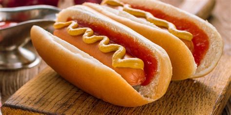 mini pain a hot dog