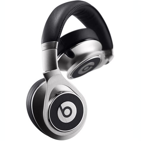 Beats by Dr Dre Executive - охватывающие наушники | Купить в магазине ...