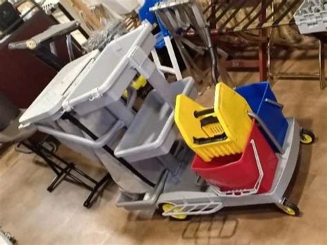 Cleaning Trolley - Janitor Cart Trolley Trader - Wholesaler ...