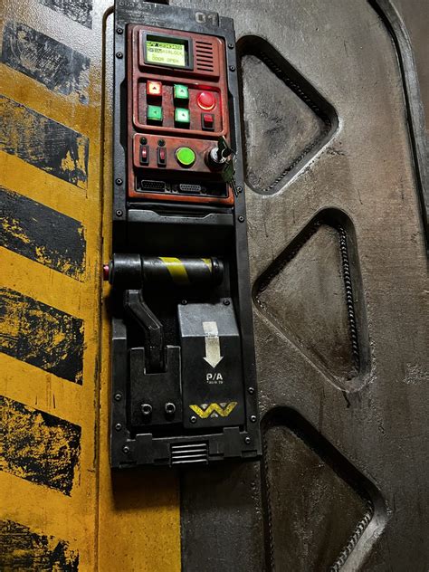 Alien: Romulus Behind-The-Scenes - Alien vs. Predator Galaxy